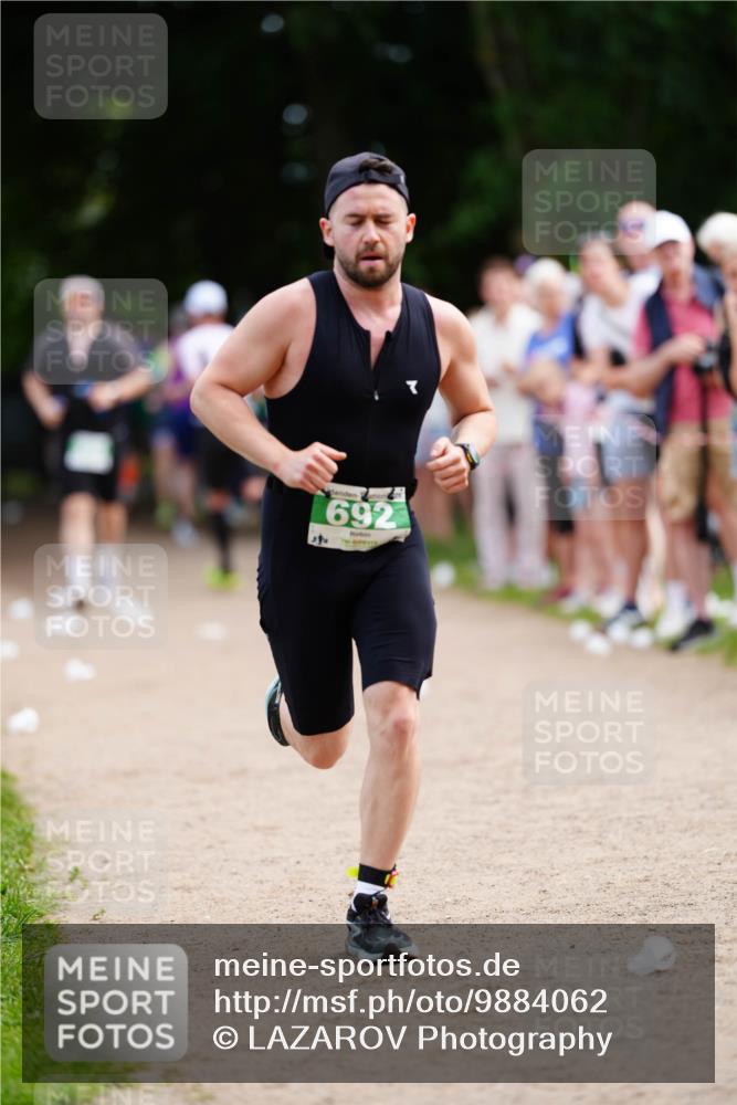 21.06.2026 - 29. Vierlanden-Triathlon LAZAROV Photography http://msf.ph/oto/9884062 21.06.2026 12:56:09 Laufen 29, 692 meine-sportfotos.de
