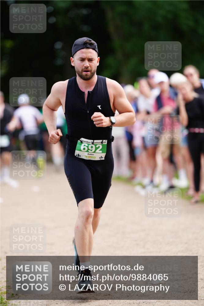 21.06.2026 - 29. Vierlanden-Triathlon LAZAROV Photography http://msf.ph/oto/9884065 21.06.2026 12:56:09 Laufen 26, 692 meine-sportfotos.de