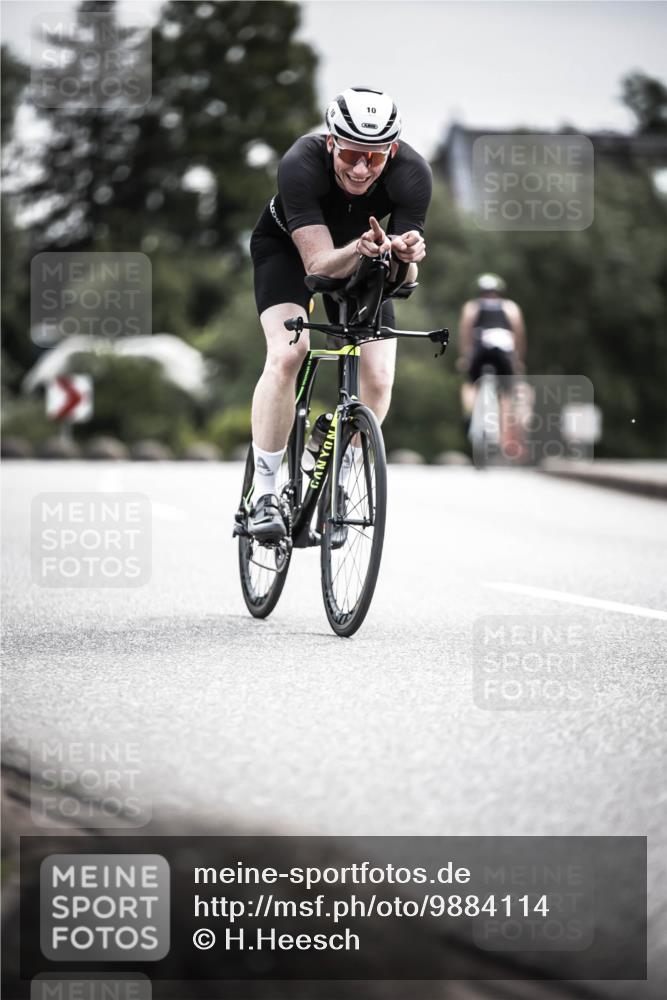 21.06.2026 - 29. Vierlanden-Triathlon H.Heesch http://msf.ph/oto/9884114 21.06.2026 10:35:58 Radfahren 9, 10, 25, 26, 34, 60, 88, 104, 186, 243, 278, 420 meine-sportfotos.de