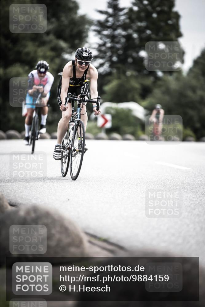 21.06.2026 - 29. Vierlanden-Triathlon H.Heesch http://msf.ph/oto/9884159 21.06.2026 10:36:00 Radfahren 9, 10, 25, 26, 34, 60, 88, 104, 186, 243, 278 meine-sportfotos.de