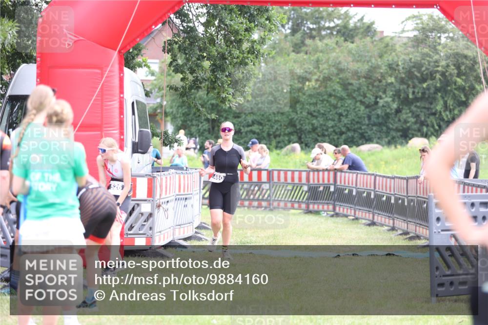 21.06.2026 - 29. Vierlanden-Triathlon Andreas Tolksdorf http://msf.ph/oto/9884160 21.06.2026 11:26:57 Ziel 353, 480, 526, 353, 480, 526 meine-sportfotos.de