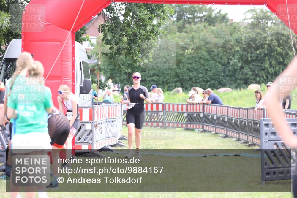 21.06.2026 - 29. Vierlanden-Triathlon Andreas Tolksdorf http://msf.ph/oto/9884167 21.06.2026 11:26:57 Ziel 353, 480, 526, 353, 480, 526 meine-sportfotos.de