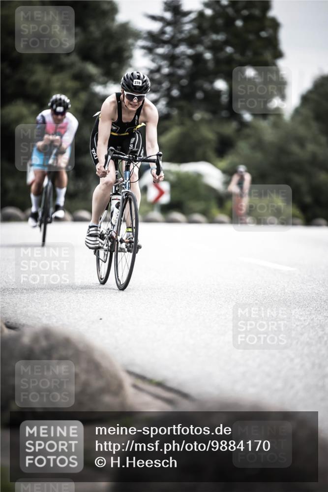 21.06.2026 - 29. Vierlanden-Triathlon H.Heesch http://msf.ph/oto/9884170 21.06.2026 10:36:00 Radfahren 9, 10, 25, 26, 34, 60, 88, 104, 186, 243, 278 meine-sportfotos.de