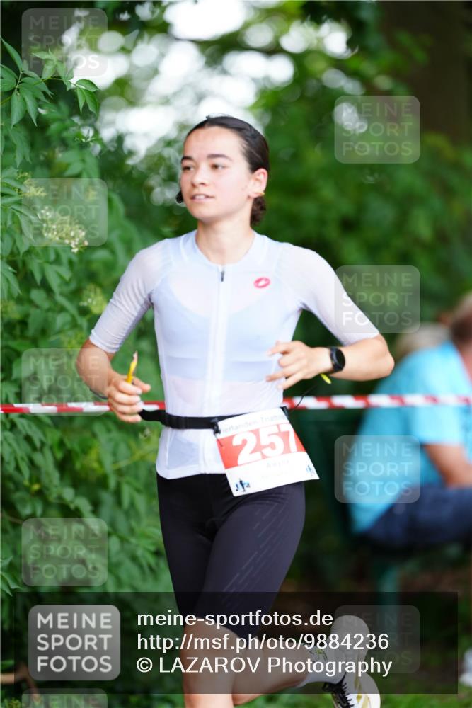 21.06.2026 - 29. Vierlanden-Triathlon LAZAROV Photography http://msf.ph/oto/9884236 21.06.2026 13:03:32 Laufen 257 meine-sportfotos.de