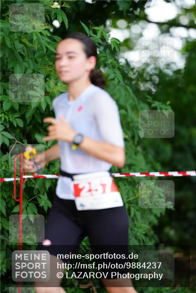 21.06.2026 - 29. Vierlanden-Triathlon LAZAROV Photography http://msf.ph/oto/9884237 21.06.2026 13:03:32 Laufen 1257 meine-sportfotos.de
