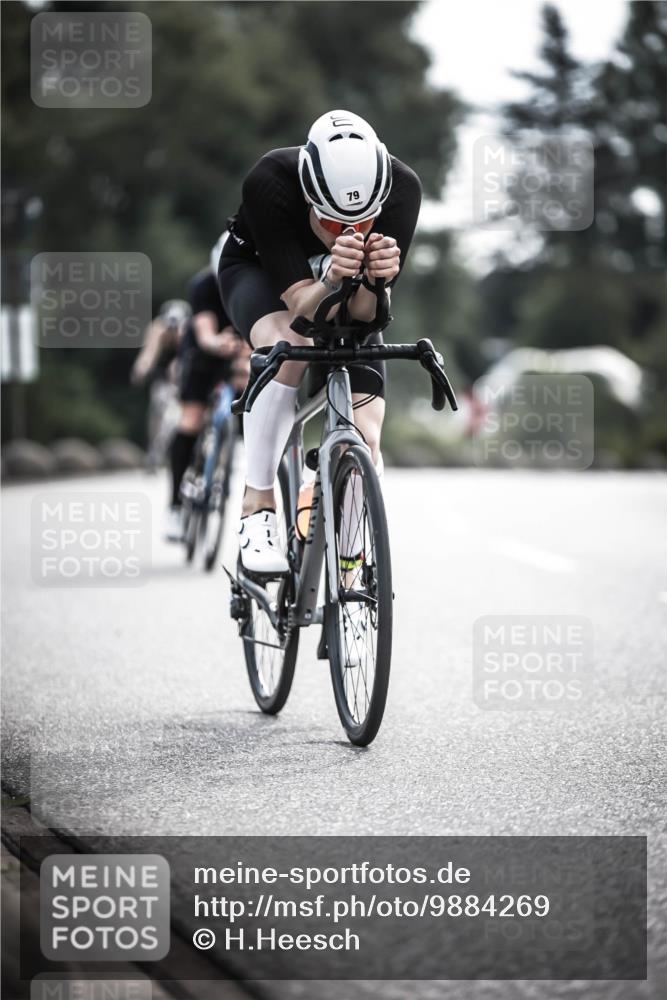 21.06.2026 - 29. Vierlanden-Triathlon H.Heesch http://msf.ph/oto/9884269 21.06.2026 09:19:11 Radfahren 24, 79, 169, 268, 278 meine-sportfotos.de