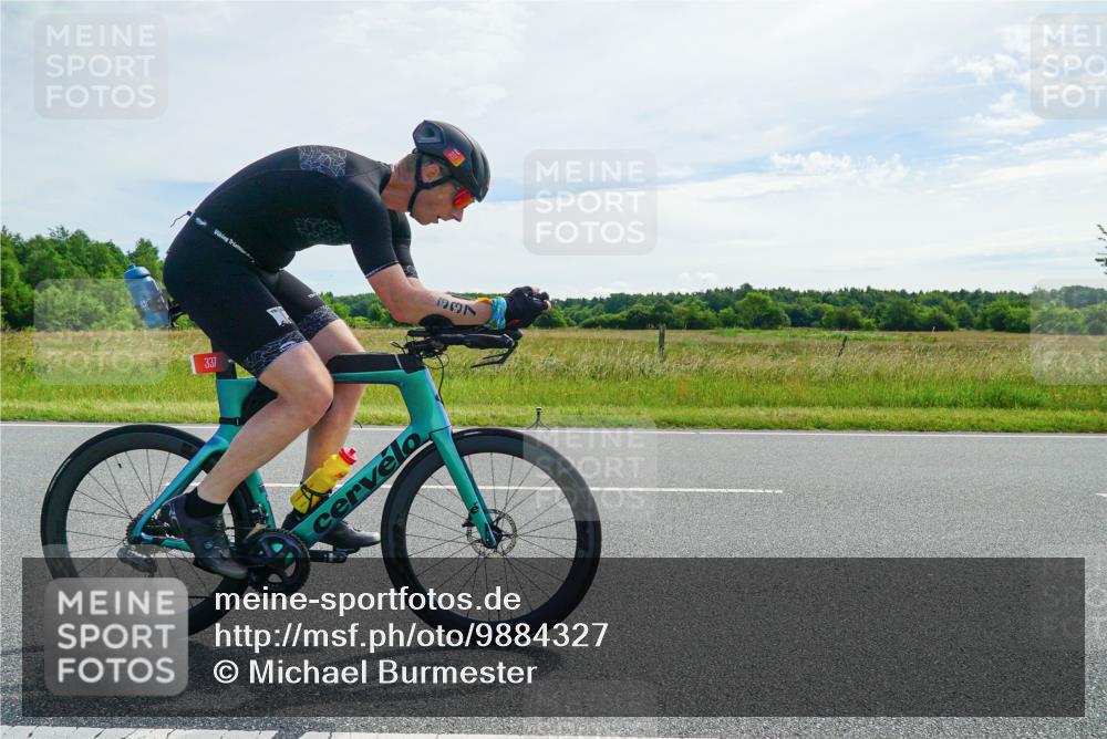 21.06.2026 - Viking Triathlon Michael Burmester http://msf.ph/oto/9884327 21.06.2026 11:22:25 Radfahren 136, 161, 272, 337, 385, 475, 512, 564, 603 meine-sportfotos.de