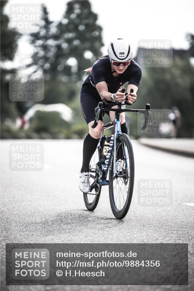 21.06.2026 - 29. Vierlanden-Triathlon H.Heesch http://msf.ph/oto/9884356 21.06.2026 09:19:12 Radfahren 24, 79, 169, 268, 278 meine-sportfotos.de