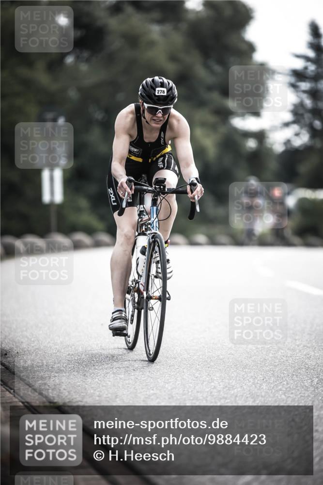 21.06.2026 - 29. Vierlanden-Triathlon H.Heesch http://msf.ph/oto/9884423 21.06.2026 09:19:14 Radfahren 24, 79, 169, 228, 268, 278 meine-sportfotos.de