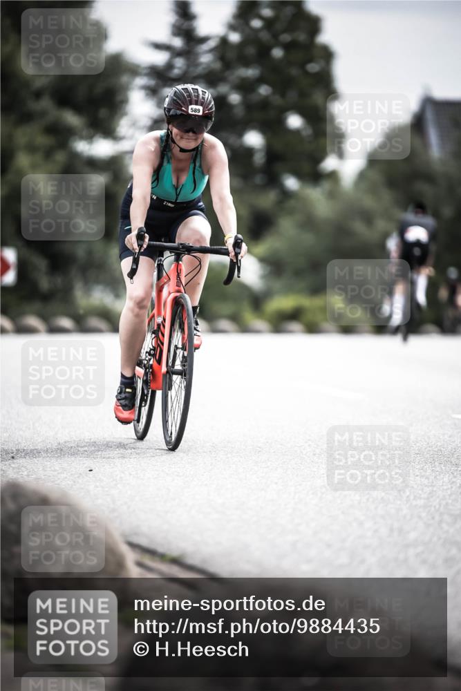 21.06.2026 - 29. Vierlanden-Triathlon H.Heesch http://msf.ph/oto/9884435 21.06.2026 10:36:07 Radfahren 104, 243, 376, 589 meine-sportfotos.de