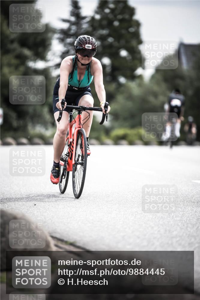 21.06.2026 - 29. Vierlanden-Triathlon H.Heesch http://msf.ph/oto/9884445 21.06.2026 10:36:07 Radfahren 104, 243, 376, 589 meine-sportfotos.de