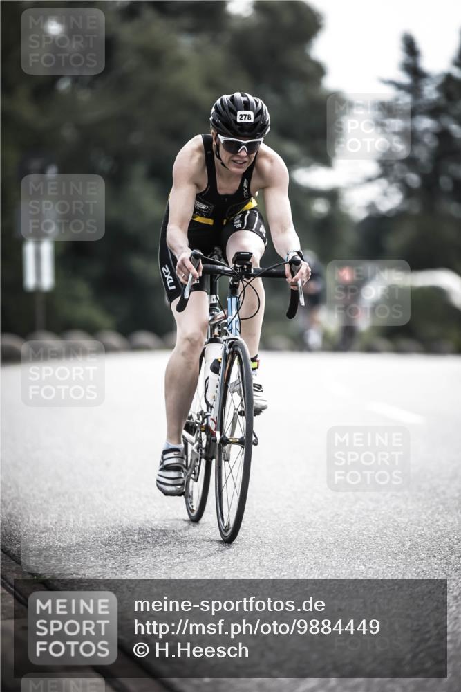 21.06.2026 - 29. Vierlanden-Triathlon H.Heesch http://msf.ph/oto/9884449 21.06.2026 09:19:14 Radfahren 24, 79, 169, 228, 268, 278 meine-sportfotos.de