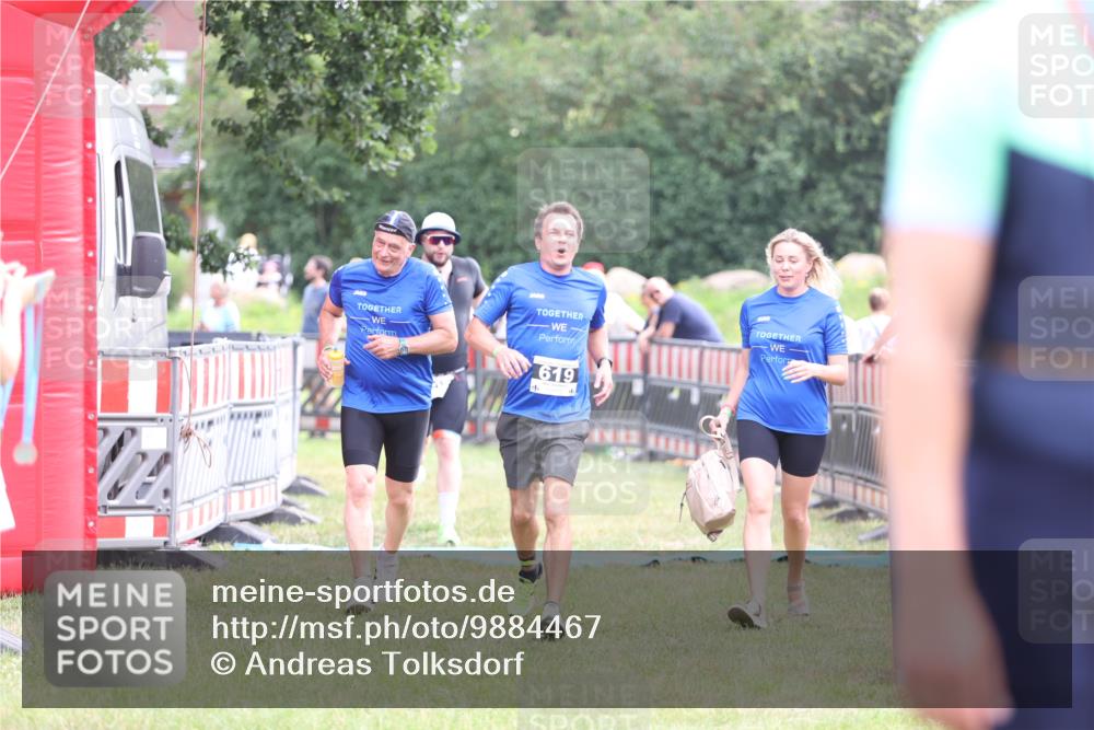 21.06.2026 - 29. Vierlanden-Triathlon Andreas Tolksdorf http://msf.ph/oto/9884467 21.06.2026 11:27:25 Ziel 442, 521, 619, 442, 521, 619 meine-sportfotos.de