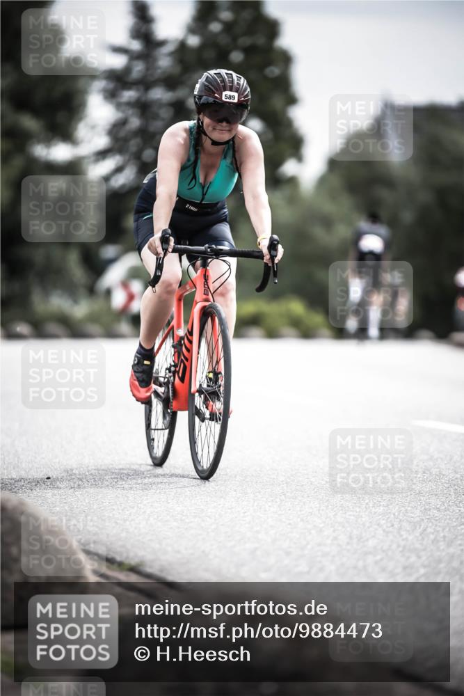 21.06.2026 - 29. Vierlanden-Triathlon H.Heesch http://msf.ph/oto/9884473 21.06.2026 10:36:07 Radfahren 104, 243, 376, 589 meine-sportfotos.de