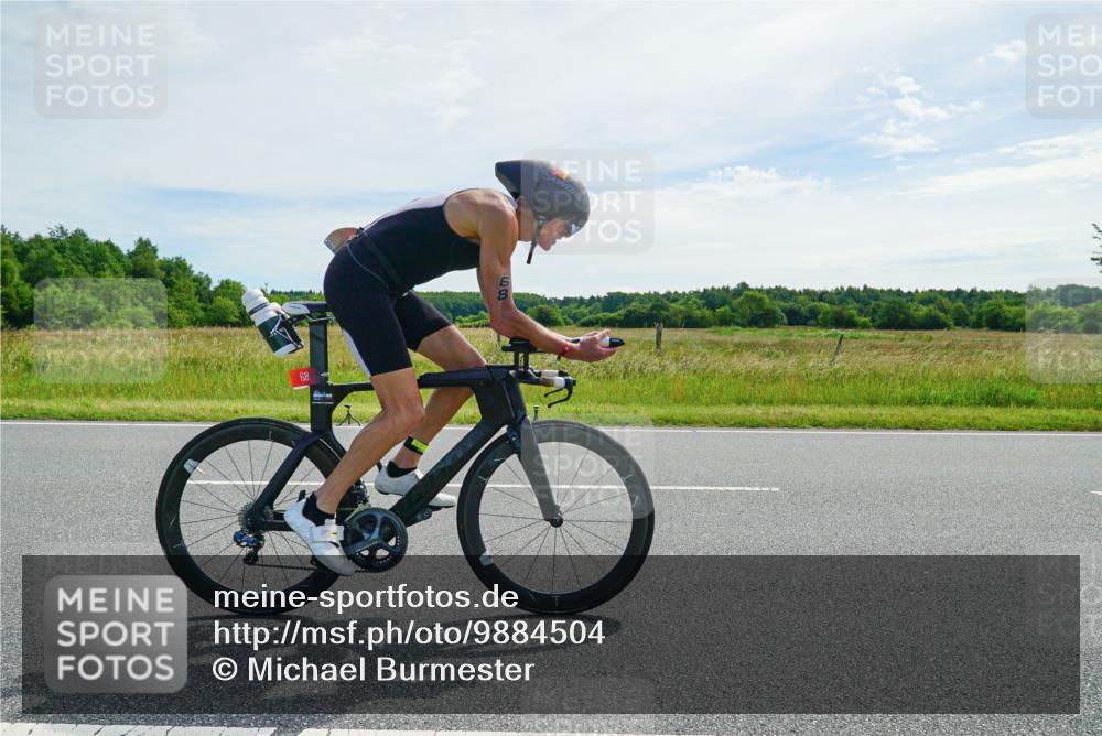 21.06.2026 - Viking Triathlon Michael Burmester http://msf.ph/oto/9884504 21.06.2026 11:24:45 Radfahren 55, 64, 68, 117, 182, 199, 255, 267, 386, 397, 413, 490, 502, 545, 612, 634 meine-sportfotos.de