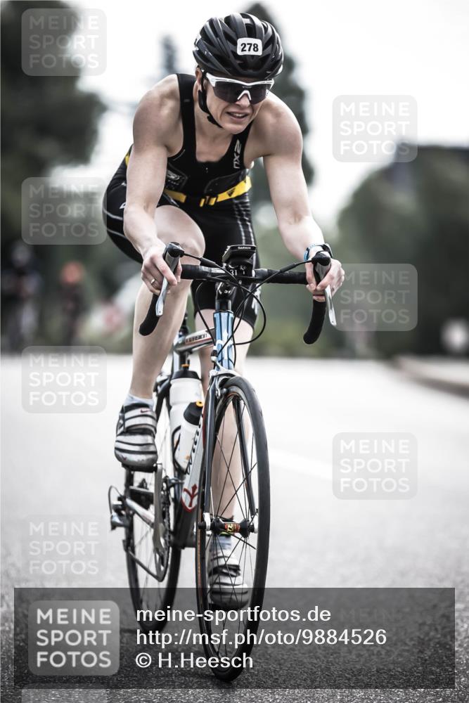 21.06.2026 - 29. Vierlanden-Triathlon H.Heesch http://msf.ph/oto/9884526 21.06.2026 09:19:15 Radfahren 24, 169, 228, 268, 278 meine-sportfotos.de