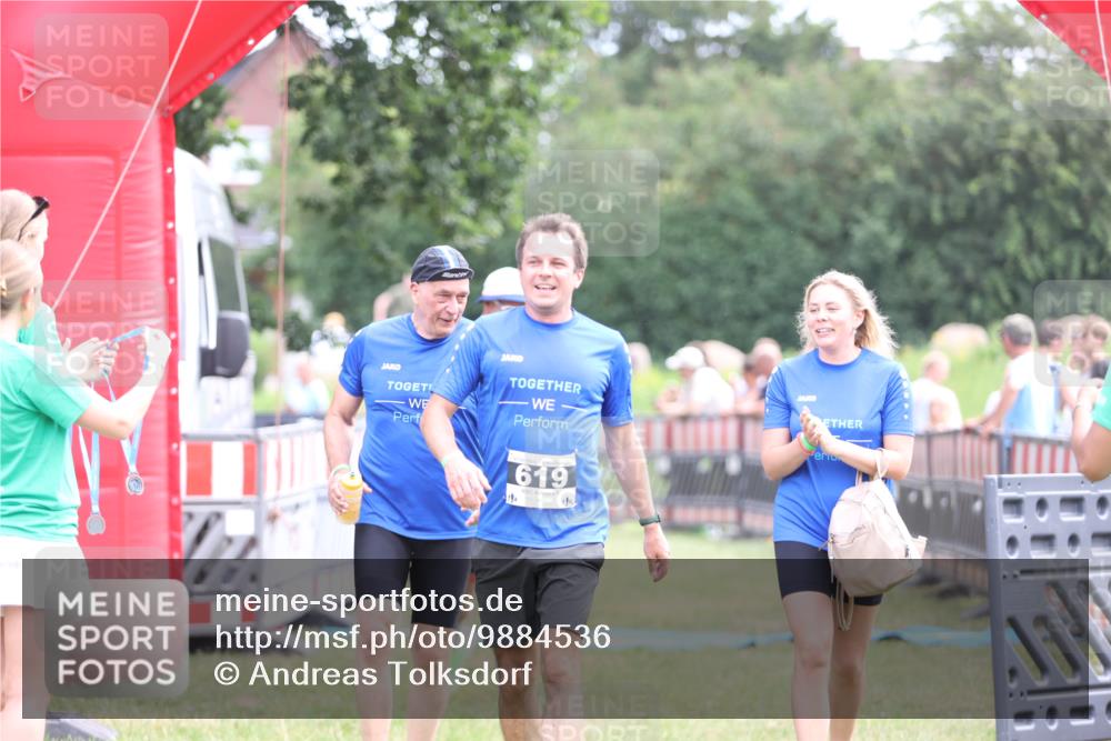 21.06.2026 - 29. Vierlanden-Triathlon Andreas Tolksdorf http://msf.ph/oto/9884536 21.06.2026 11:27:27 Ziel 442, 521, 619, 442, 521, 619 meine-sportfotos.de
