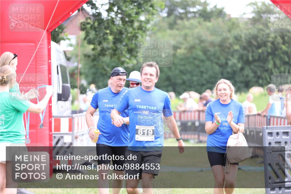 21.06.2026 - 29. Vierlanden-Triathlon Andreas Tolksdorf http://msf.ph/oto/9884553 21.06.2026 11:27:27 Ziel 442, 521, 619, 442, 521, 619 meine-sportfotos.de