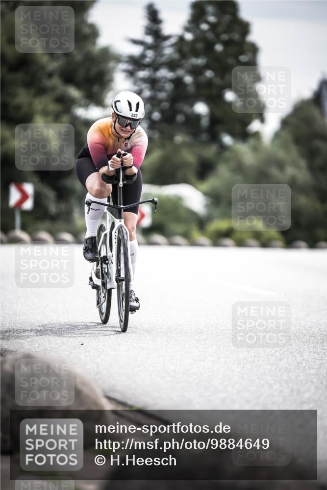 21.06.2026 - 29. Vierlanden-Triathlon H.Heesch http://msf.ph/oto/9884649 21.06.2026 10:36:16 Radfahren 223, 349, 504 meine-sportfotos.de