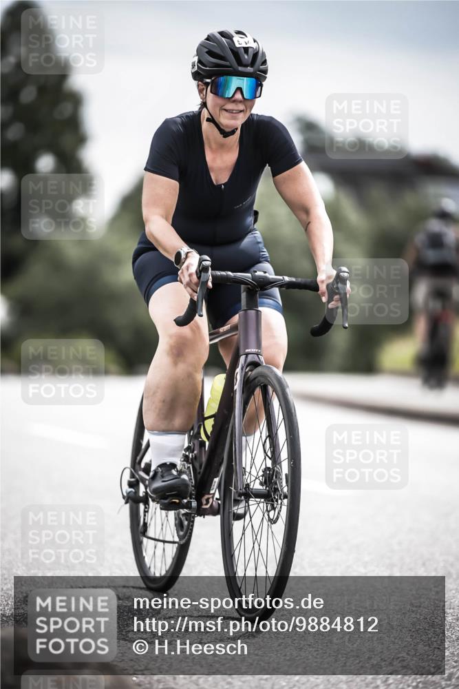21.06.2026 - 29. Vierlanden-Triathlon H.Heesch http://msf.ph/oto/9884812 21.06.2026 10:36:19 Radfahren 223, 349, 504 meine-sportfotos.de