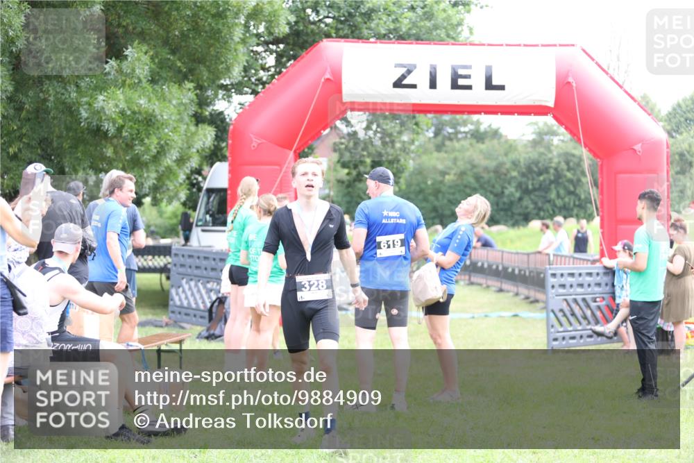 21.06.2026 - 29. Vierlanden-Triathlon Andreas Tolksdorf http://msf.ph/oto/9884909 21.06.2026 11:28:01 Ziel 591, 591 meine-sportfotos.de