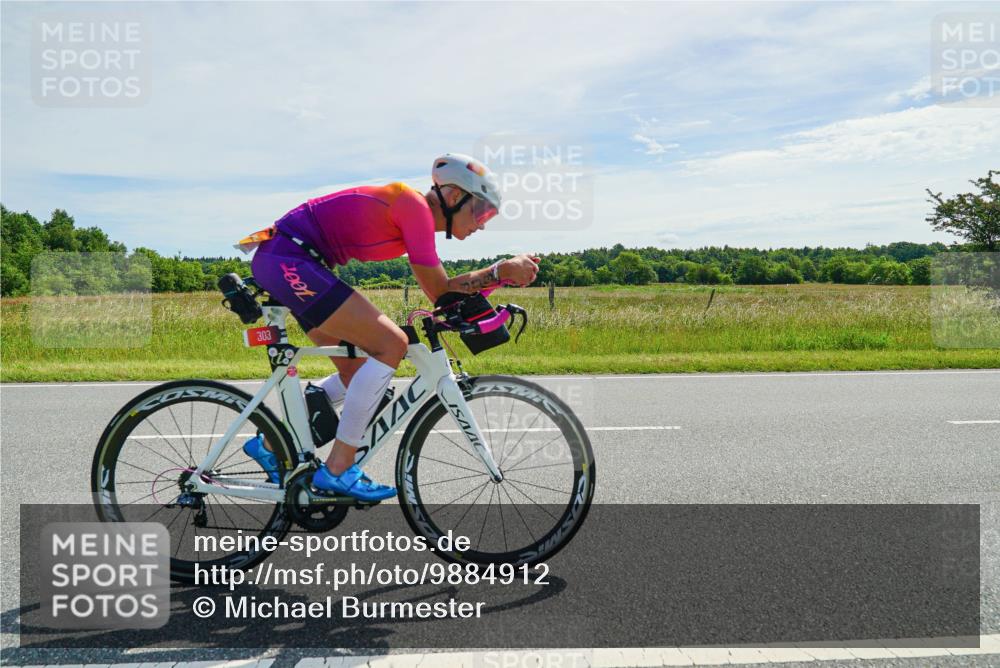 21.06.2026 - Viking Triathlon Michael Burmester http://msf.ph/oto/9884912 21.06.2026 11:28:35 Radfahren 197, 218, 259, 303, 559, 578, 626, 633 meine-sportfotos.de