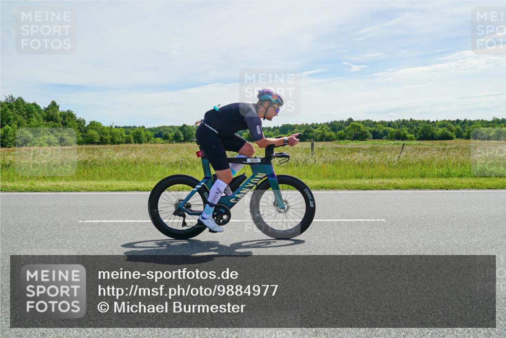 21.06.2026 - Viking Triathlon Michael Burmester http://msf.ph/oto/9884977 21.06.2026 11:29:54 Radfahren 34, 45, 125, 150, 167, 188, 220, 300, 327, 340, 356, 464, 519, 601, 615, 656, 663 meine-sportfotos.de