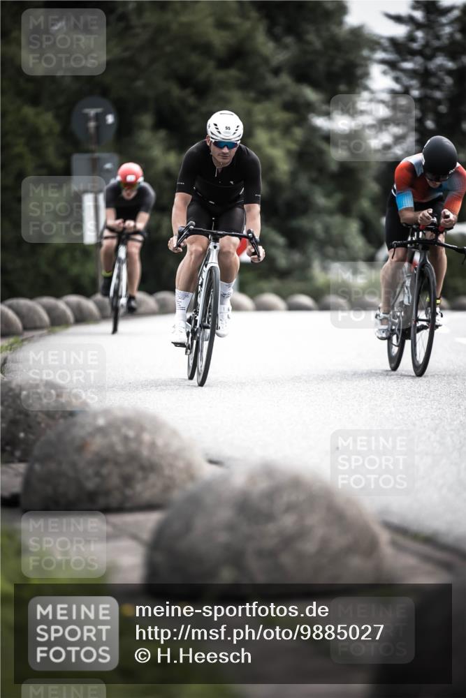 21.06.2026 - 29. Vierlanden-Triathlon H.Heesch http://msf.ph/oto/9885027 21.06.2026 10:36:48 Radfahren 55, 78, 99, 128, 197, 264, 292 meine-sportfotos.de