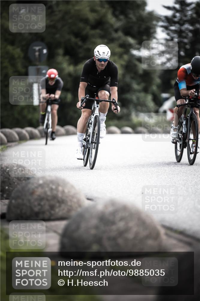 21.06.2026 - 29. Vierlanden-Triathlon H.Heesch http://msf.ph/oto/9885035 21.06.2026 10:36:48 Radfahren 55, 78, 99, 128, 197, 264, 292 meine-sportfotos.de