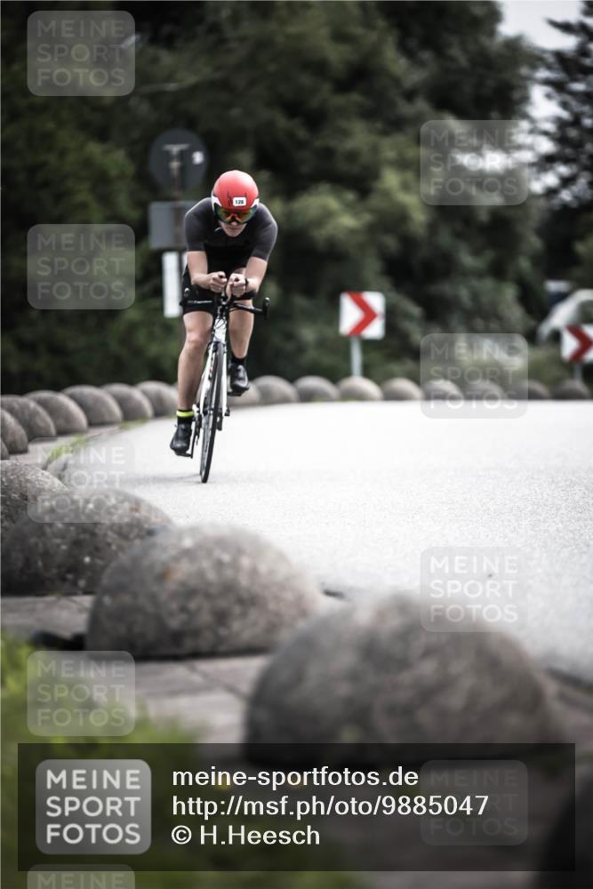 21.06.2026 - 29. Vierlanden-Triathlon H.Heesch http://msf.ph/oto/9885047 21.06.2026 10:36:49 Radfahren 55, 128, 197, 264, 292 meine-sportfotos.de