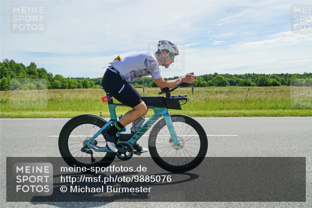 21.06.2026 - Viking Triathlon Michael Burmester http://msf.ph/oto/9885076 21.06.2026 11:30:13 Radfahren 27, 34, 125, 127, 188, 333, 610, 615, 646, 647, 656, 663 meine-sportfotos.de