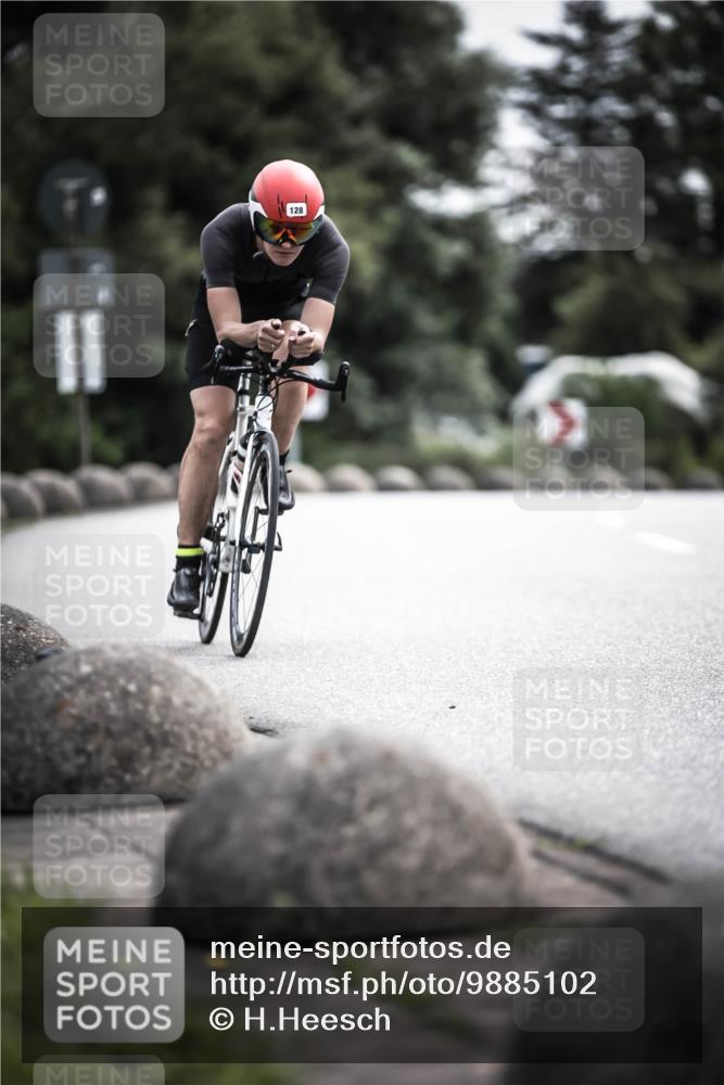 21.06.2026 - 29. Vierlanden-Triathlon H.Heesch http://msf.ph/oto/9885102 21.06.2026 10:36:50 Radfahren 55, 128, 197, 264, 292 meine-sportfotos.de