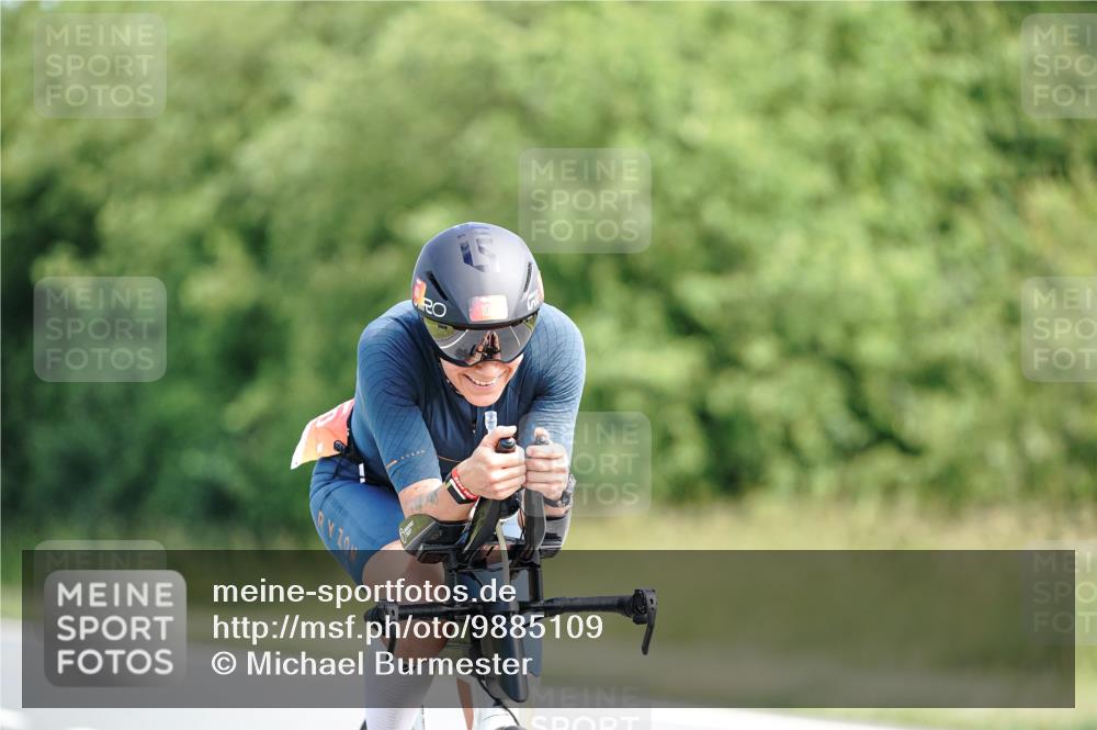 21.06.2026 - Viking Triathlon Michael Burmester http://msf.ph/oto/9885109 21.06.2026 11:20:47 Radfahren 7, 100, 102, 170, 200, 237, 283, 342, 374, 498, 517, 561, 568, 606, 667 meine-sportfotos.de