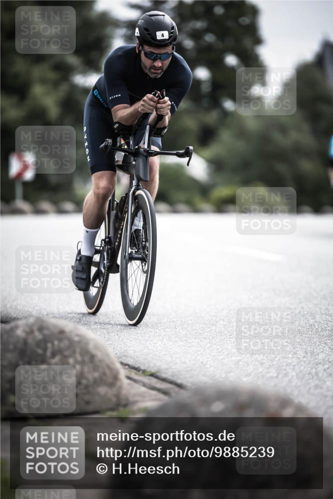 21.06.2026 - 29. Vierlanden-Triathlon H.Heesch http://msf.ph/oto/9885239 21.06.2026 10:37:03 Radfahren 4, 40, 354, 500 meine-sportfotos.de
