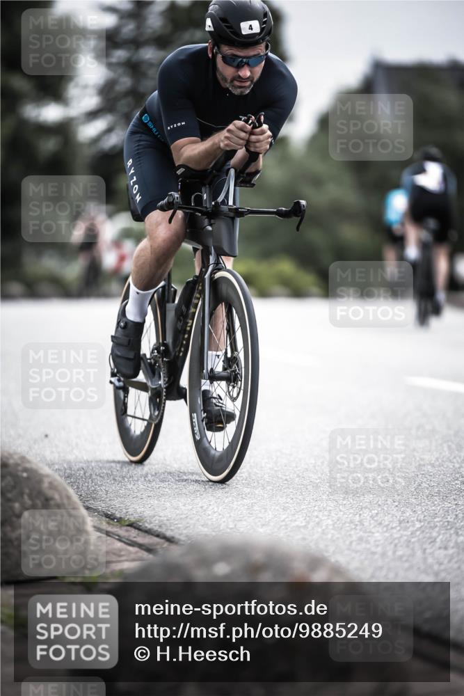 21.06.2026 - 29. Vierlanden-Triathlon H.Heesch http://msf.ph/oto/9885249 21.06.2026 10:37:03 Radfahren 4, 40, 354, 500 meine-sportfotos.de