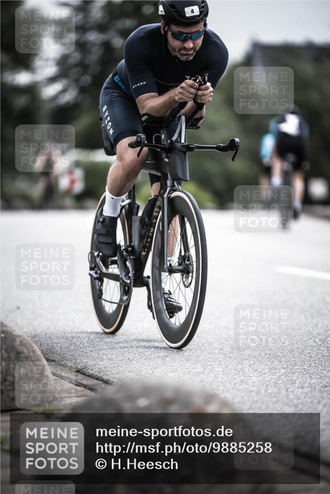 21.06.2026 - 29. Vierlanden-Triathlon H.Heesch http://msf.ph/oto/9885258 21.06.2026 10:37:03 Radfahren 4, 40, 354, 500 meine-sportfotos.de