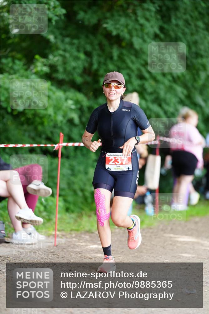 21.06.2026 - 29. Vierlanden-Triathlon LAZAROV Photography http://msf.ph/oto/9885365 21.06.2026 13:20:56 Laufen 3, 237 meine-sportfotos.de