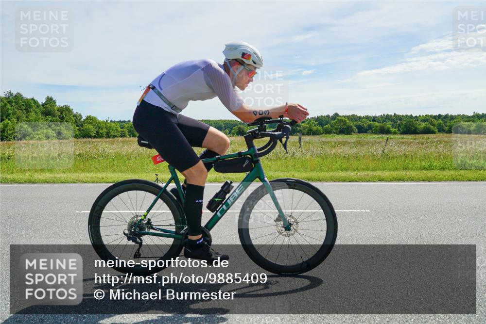21.06.2026 - Viking Triathlon Michael Burmester http://msf.ph/oto/9885409 21.06.2026 11:33:31 Radfahren 85, 339, 376, 389, 403, 453, 457, 486, 487, 487, 496, 497, 506, 520, 521 meine-sportfotos.de