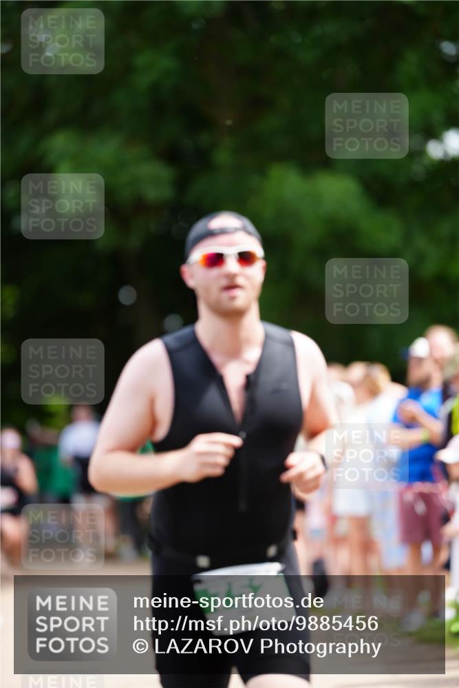 21.06.2026 - 29. Vierlanden-Triathlon LAZAROV Photography http://msf.ph/oto/9885456 21.06.2026 13:21:12 Laufen 75 meine-sportfotos.de