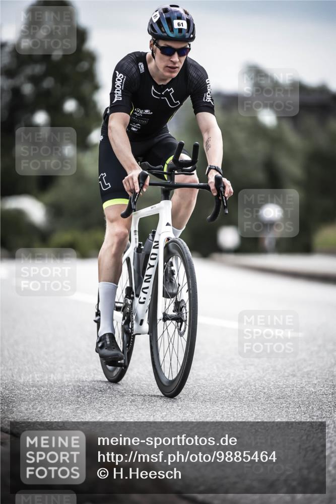21.06.2026 - 29. Vierlanden-Triathlon H.Heesch http://msf.ph/oto/9885464 21.06.2026 10:37:14 Radfahren 7, 61, 161, 345, 500 meine-sportfotos.de