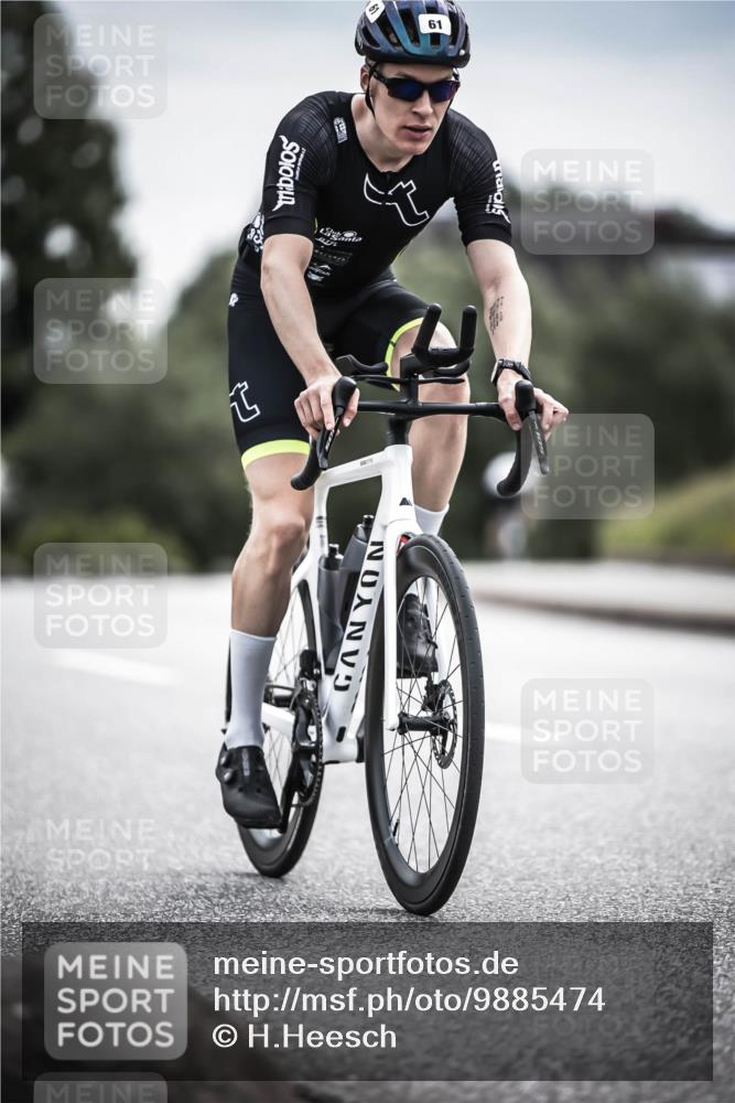 21.06.2026 - 29. Vierlanden-Triathlon H.Heesch http://msf.ph/oto/9885474 21.06.2026 10:37:14 Radfahren 7, 61, 161, 345, 500 meine-sportfotos.de