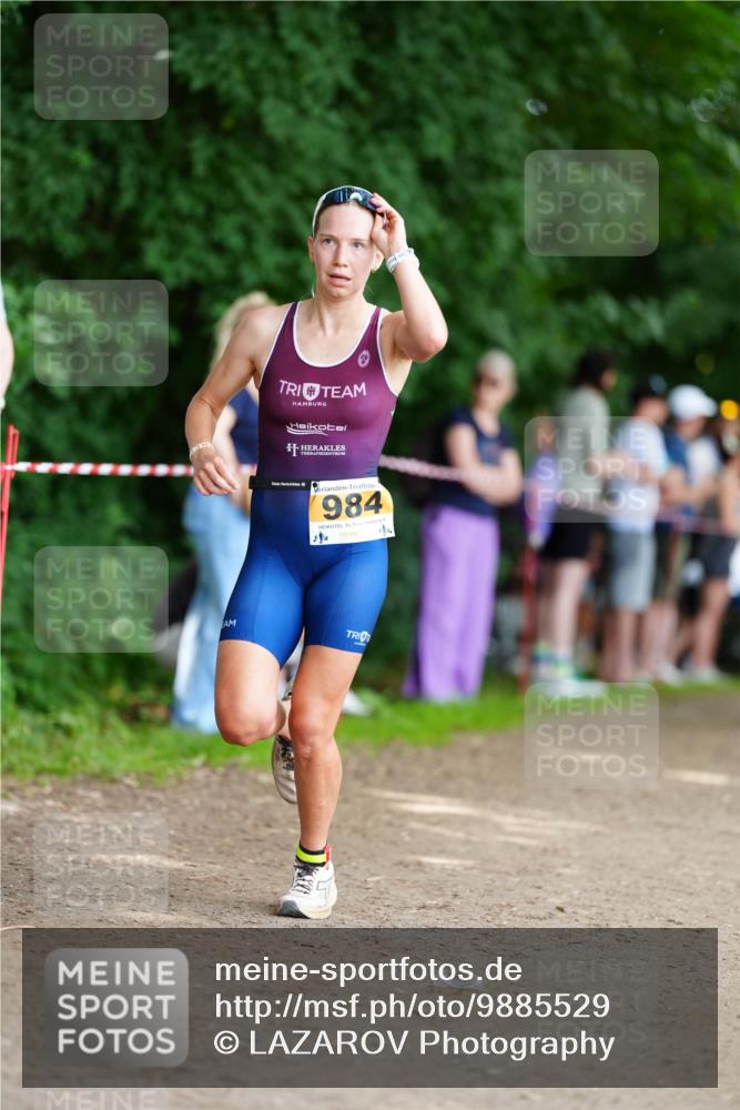 21.06.2026 - 29. Vierlanden-Triathlon LAZAROV Photography http://msf.ph/oto/9885529 21.06.2026 13:21:38 Laufen 984 meine-sportfotos.de