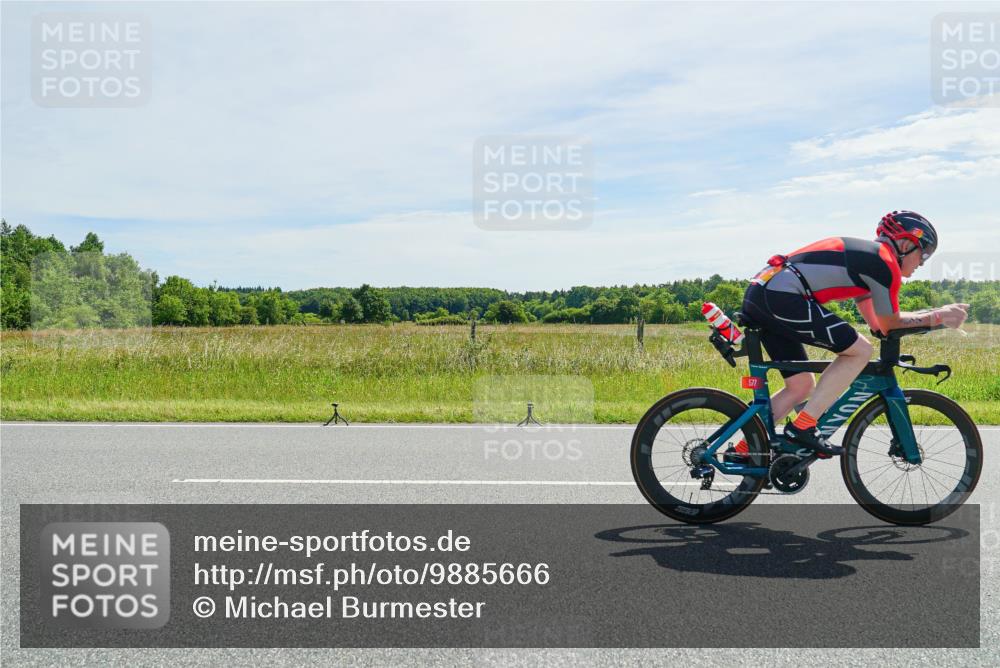 21.06.2026 - Viking Triathlon Michael Burmester http://msf.ph/oto/9885666 21.06.2026 11:36:57 Radfahren 134, 158, 177, 225, 330, 577, 667 meine-sportfotos.de