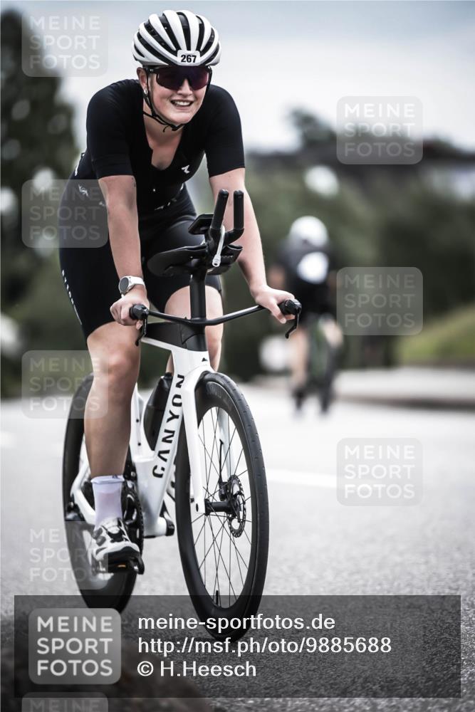 21.06.2026 - 29. Vierlanden-Triathlon H.Heesch http://msf.ph/oto/9885688 21.06.2026 10:37:36 Radfahren 267, 361, 395 meine-sportfotos.de