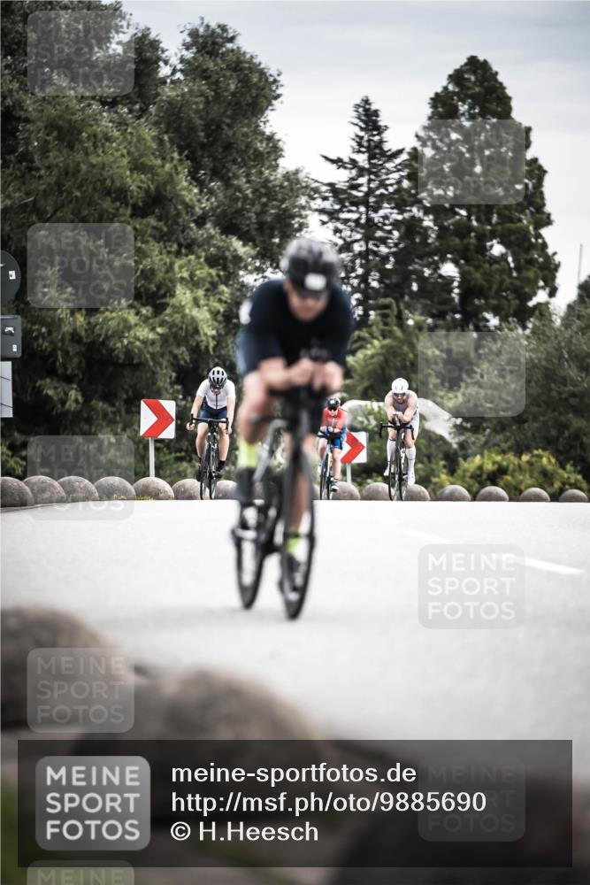 21.06.2026 - 29. Vierlanden-Triathlon H.Heesch http://msf.ph/oto/9885690 21.06.2026 10:37:45 Radfahren 20, 27, 35, 67, 233, 275, 336, 361, 395, 429 meine-sportfotos.de