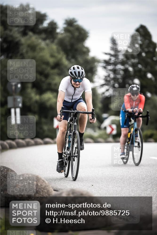 21.06.2026 - 29. Vierlanden-Triathlon H.Heesch http://msf.ph/oto/9885725 21.06.2026 10:37:50 Radfahren 20, 35, 67, 233, 303, 336, 429, 437 meine-sportfotos.de