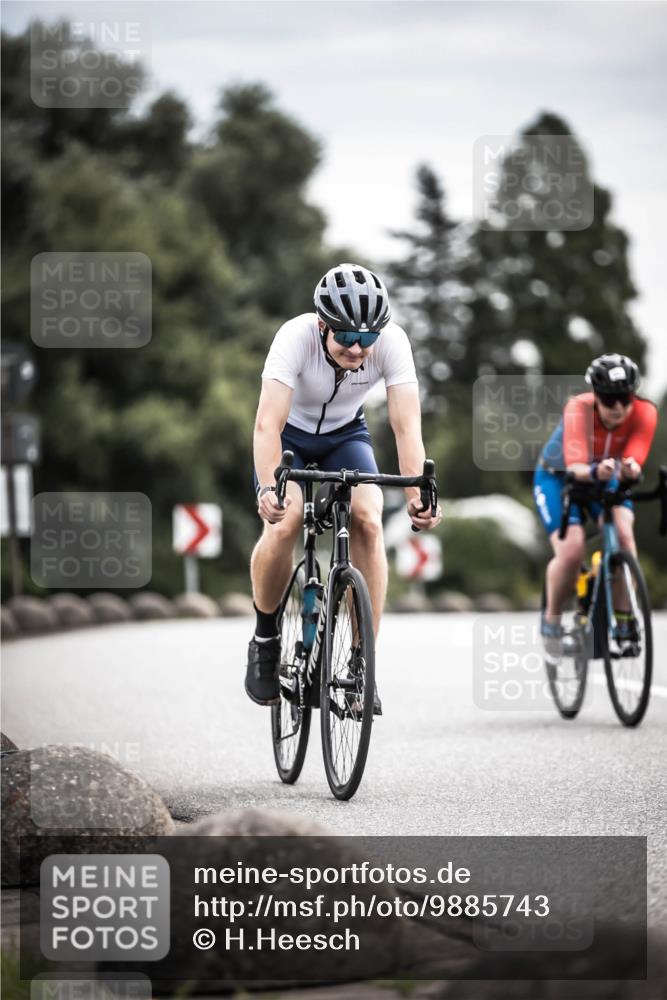 21.06.2026 - 29. Vierlanden-Triathlon H.Heesch http://msf.ph/oto/9885743 21.06.2026 10:37:50 Radfahren 20, 35, 67, 233, 303, 336, 429, 437 meine-sportfotos.de