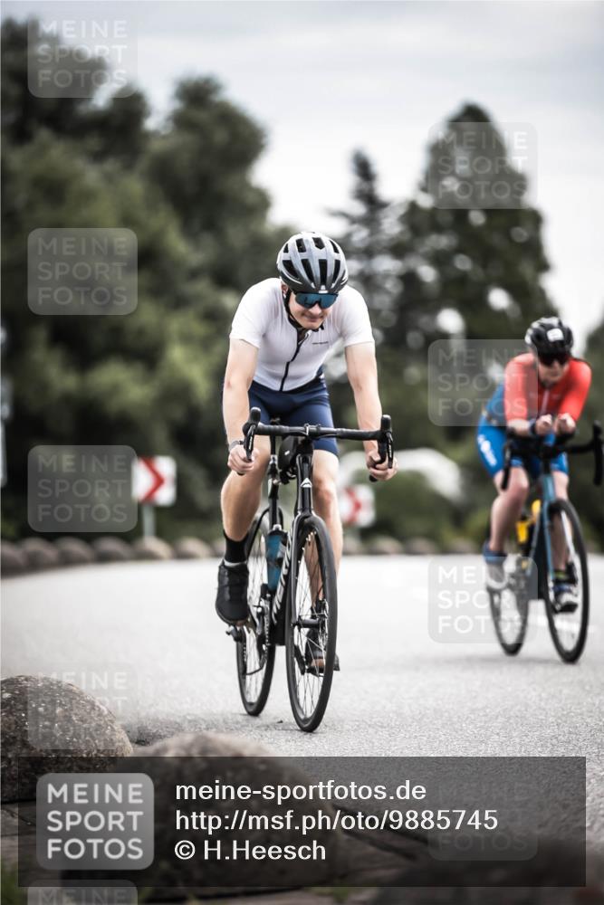21.06.2026 - 29. Vierlanden-Triathlon H.Heesch http://msf.ph/oto/9885745 21.06.2026 10:37:50 Radfahren 20, 35, 67, 233, 303, 336, 429, 437 meine-sportfotos.de