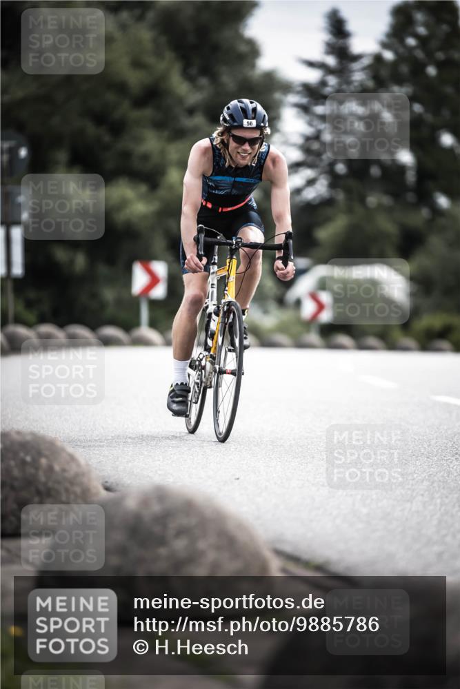 21.06.2026 - 29. Vierlanden-Triathlon H.Heesch http://msf.ph/oto/9885786 21.06.2026 10:38:46 Radfahren 56, 82 meine-sportfotos.de