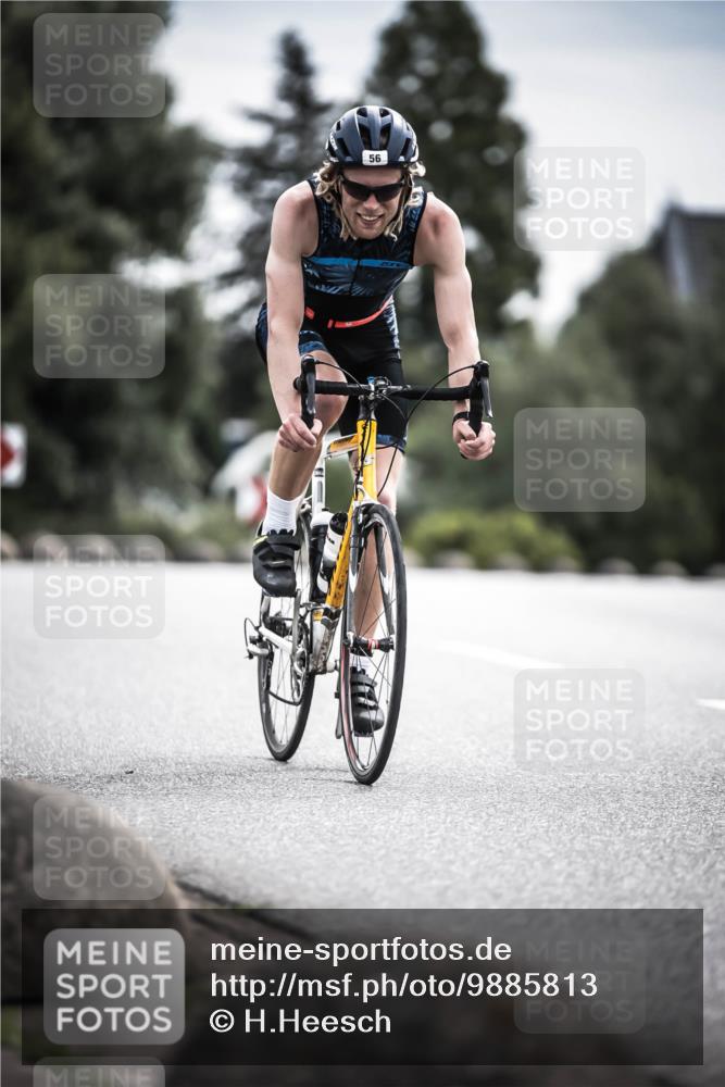 21.06.2026 - 29. Vierlanden-Triathlon H.Heesch http://msf.ph/oto/9885813 21.06.2026 10:38:47 Radfahren 56, 82 meine-sportfotos.de